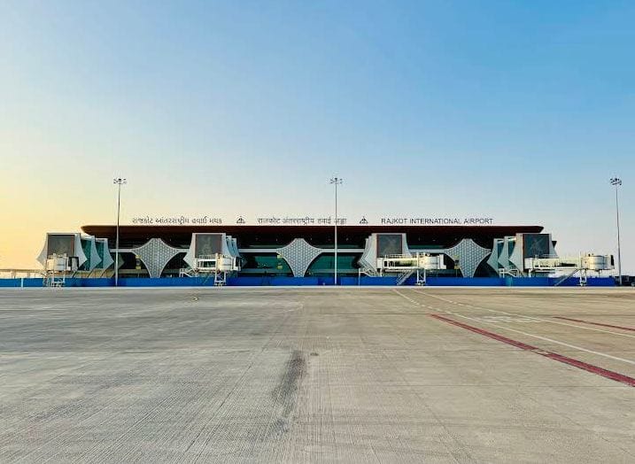 Dwarka to Rajkot taxi